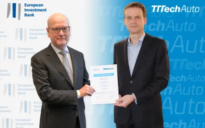 From-left_Tomas-Oestros-EIB_Harald Triplat_TTTech-Auto.jpg