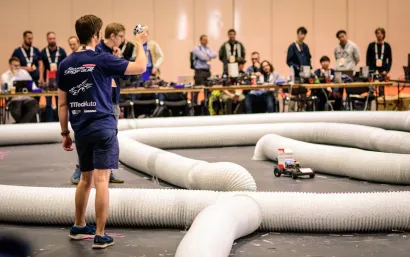 Autonomous racing car